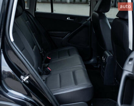 Черный Фольксваген Тигуан, объемом двигателя 1.98 л и пробегом 119 тыс. км за 14550 $, фото 33 на Automoto.ua