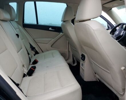 Черный Фольксваген Тигуан, объемом двигателя 2 л и пробегом 125 тыс. км за 8900 $, фото 10 на Automoto.ua