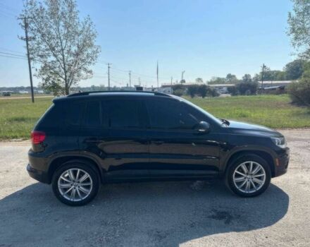 Черный Фольксваген Тигуан, объемом двигателя 2 л и пробегом 79 тыс. км за 2000 $, фото 3 на Automoto.ua