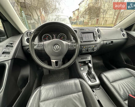 Чорний Фольксваген Тігуан, об'ємом двигуна 1.98 л та пробігом 160 тис. км за 13950 $, фото 95 на Automoto.ua