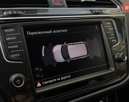 Черный Фольксваген Тигуан, объемом двигателя 1.98 л и пробегом 112 тыс. км за 24800 $, фото 30 на Automoto.ua
