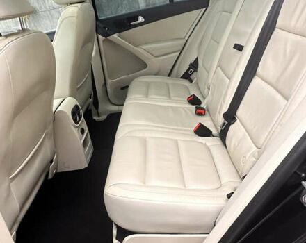 Черный Фольксваген Тигуан, объемом двигателя 1.98 л и пробегом 146 тыс. км за 14900 $, фото 23 на Automoto.ua