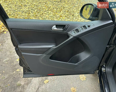 Черный Фольксваген Тигуан, объемом двигателя 1.98 л и пробегом 163 тыс. км за 14550 $, фото 19 на Automoto.ua