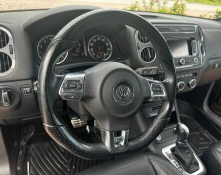 Чорний Фольксваген Тігуан, об'ємом двигуна 2 л та пробігом 220 тис. км за 14000 $, фото 6 на Automoto.ua