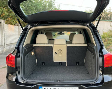 Черный Фольксваген Тигуан, объемом двигателя 1.98 л и пробегом 73 тыс. км за 16000 $, фото 7 на Automoto.ua