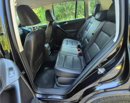 Черный Фольксваген Тигуан, объемом двигателя 2 л и пробегом 156 тыс. км за 8200 $, фото 10 на Automoto.ua