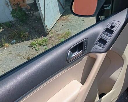 Черный Фольксваген Тигуан, объемом двигателя 1.98 л и пробегом 156 тыс. км за 16000 $, фото 10 на Automoto.ua