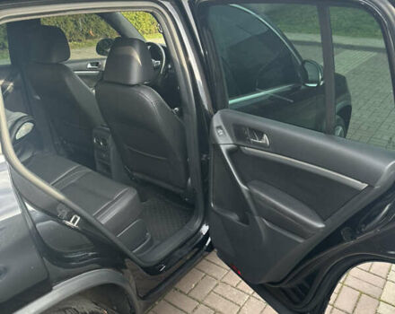 Чорний Фольксваген Тігуан, об'ємом двигуна 2 л та пробігом 207 тис. км за 14200 $, фото 23 на Automoto.ua