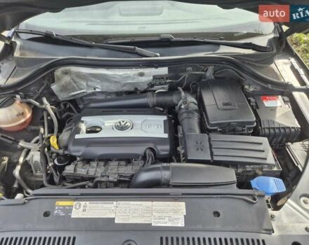 Чорний Фольксваген Тігуан, об'ємом двигуна 1.98 л та пробігом 190 тис. км за 13400 $, фото 4 на Automoto.ua