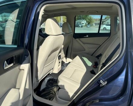 Чорний Фольксваген Тігуан, об'ємом двигуна 2 л та пробігом 80 тис. км за 5800 $, фото 14 на Automoto.ua