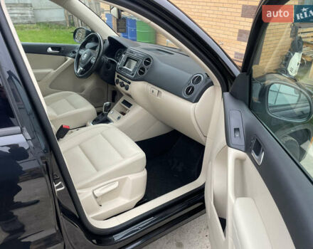 Черный Фольксваген Тигуан, объемом двигателя 2 л и пробегом 166 тыс. км за 13990 $, фото 21 на Automoto.ua