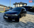 Черный Фольксваген Тигуан, объемом двигателя 2 л и пробегом 232 тыс. км за 26800 $, фото 2 на Automoto.ua