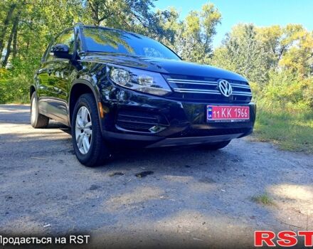 Черный Фольксваген Тигуан, объемом двигателя 2 л и пробегом 182 тыс. км за 14000 $, фото 3 на Automoto.ua