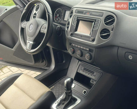 Черный Фольксваген Тигуан, объемом двигателя 2 л и пробегом 161 тыс. км за 13999 $, фото 17 на Automoto.ua