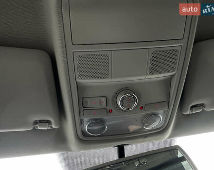 Чорний Фольксваген Тігуан, об'ємом двигуна 1.98 л та пробігом 160 тис. км за 13950 $, фото 109 на Automoto.ua