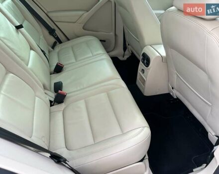 Чорний Фольксваген Тігуан, об'ємом двигуна 1.98 л та пробігом 155 тис. км за 14999 $, фото 45 на Automoto.ua