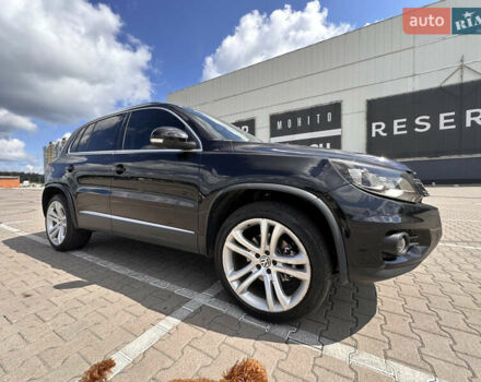 Чорний Фольксваген Тігуан, об'ємом двигуна 1.98 л та пробігом 180 тис. км за 14600 $, фото 5 на Automoto.ua