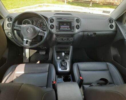 Черный Фольксваген Тигуан, объемом двигателя 2 л и пробегом 176 тыс. км за 13700 $, фото 6 на Automoto.ua