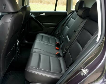 Черный Фольксваген Тигуан, объемом двигателя 2 л и пробегом 75 тыс. км за 13500 $, фото 12 на Automoto.ua