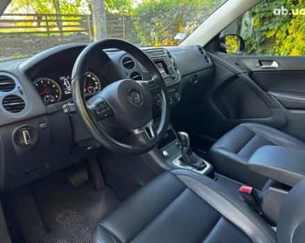 Черный Фольксваген Тигуан, объемом двигателя 2 л и пробегом 260 тыс. км за 12990 $, фото 12 на Automoto.ua