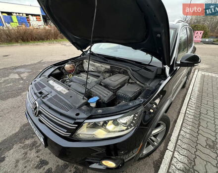 Чорний Фольксваген Тігуан, об'ємом двигуна 1.98 л та пробігом 160 тис. км за 13950 $, фото 108 на Automoto.ua