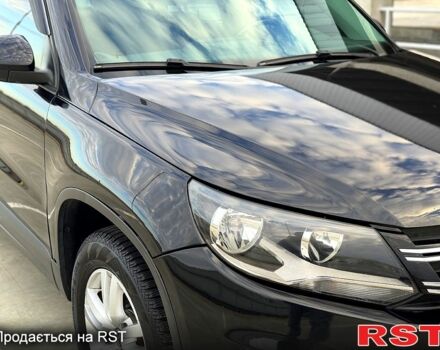 Чорний Фольксваген Тігуан, об'ємом двигуна 2 л та пробігом 184 тис. км за 12450 $, фото 8 на Automoto.ua