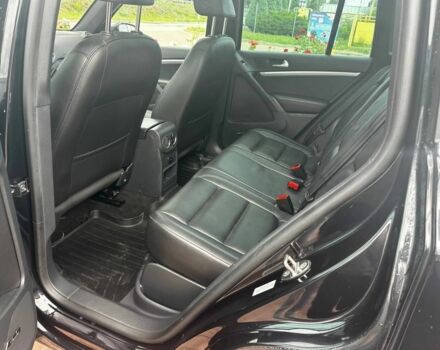 Чорний Фольксваген Тігуан, об'ємом двигуна 2 л та пробігом 220 тис. км за 14000 $, фото 13 на Automoto.ua