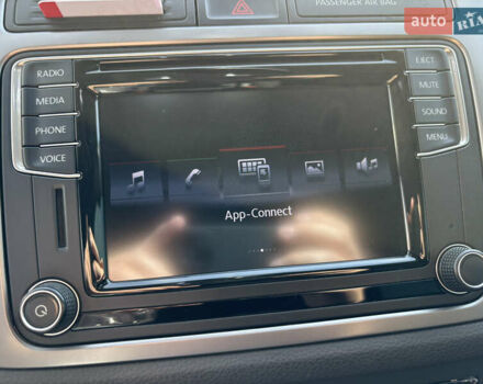 Черный Фольксваген Тигуан, объемом двигателя 1.4 л и пробегом 123 тыс. км за 15800 $, фото 93 на Automoto.ua