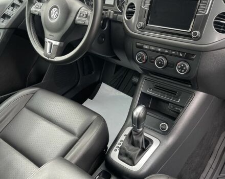 Черный Фольксваген Тигуан, объемом двигателя 2 л и пробегом 148 тыс. км за 14300 $, фото 7 на Automoto.ua