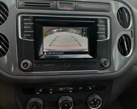 Черный Фольксваген Тигуан, объемом двигателя 2 л и пробегом 176 тыс. км за 13700 $, фото 10 на Automoto.ua