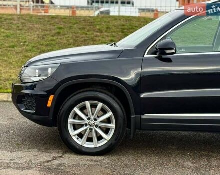 Чорний Фольксваген Тігуан, об'ємом двигуна 1.98 л та пробігом 125 тис. км за 13500 $, фото 6 на Automoto.ua