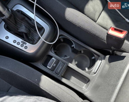 Черный Фольксваген Тигуан, объемом двигателя 1.4 л и пробегом 123 тыс. км за 15800 $, фото 88 на Automoto.ua