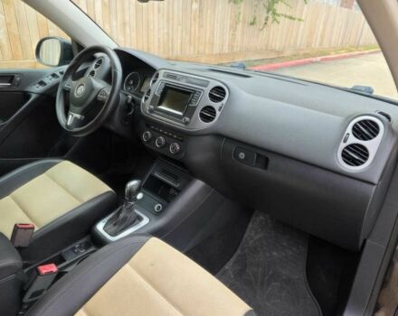 Черный Фольксваген Тигуан, объемом двигателя 2 л и пробегом 79 тыс. км за 7000 $, фото 7 на Automoto.ua