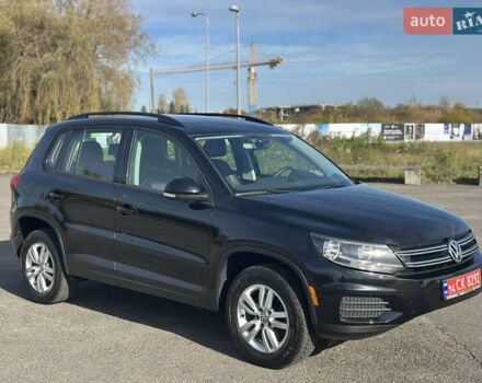 Чорний Фольксваген Тігуан, об'ємом двигуна 2 л та пробігом 117 тис. км за 13850 $, фото 5 на Automoto.ua