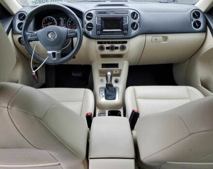 Черный Фольксваген Тигуан, объемом двигателя 2 л и пробегом 97 тыс. км за 2300 $, фото 7 на Automoto.ua