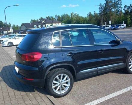 Черный Фольксваген Тигуан, объемом двигателя 2 л и пробегом 70 тыс. км за 9000 $, фото 4 на Automoto.ua