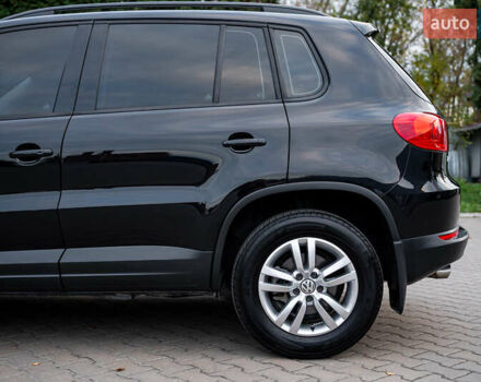 Черный Фольксваген Тигуан, объемом двигателя 1.98 л и пробегом 119 тыс. км за 14550 $, фото 50 на Automoto.ua