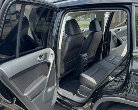 Черный Фольксваген Тигуан, объемом двигателя 1.98 л и пробегом 138 тыс. км за 16999 $, фото 13 на Automoto.ua