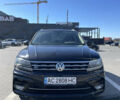 Чорний Фольксваген Тігуан, об'ємом двигуна 1.4 л та пробігом 283 тис. км за 19300 $, фото 1 на Automoto.ua