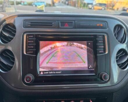 Черный Фольксваген Тигуан, объемом двигателя 2 л и пробегом 112 тыс. км за 7800 $, фото 12 на Automoto.ua