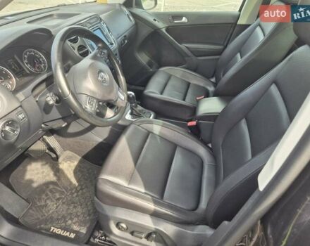 Чорний Фольксваген Тігуан, об'ємом двигуна 1.98 л та пробігом 190 тис. км за 13400 $, фото 15 на Automoto.ua