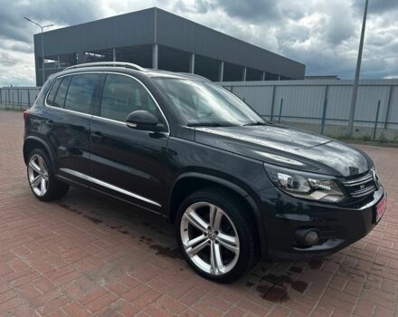 Чорний Фольксваген Тігуан, об'ємом двигуна 2 л та пробігом 220 тис. км за 14000 $, фото 2 на Automoto.ua