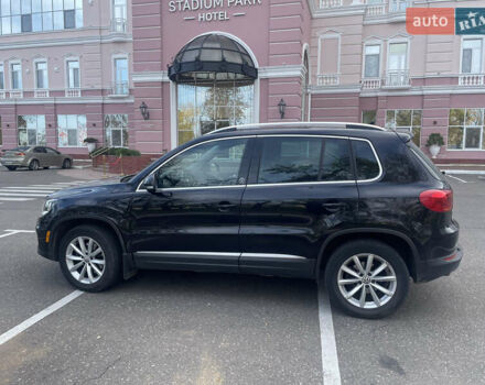 Чорний Фольксваген Тігуан, об'ємом двигуна 2 л та пробігом 180 тис. км за 14700 $, фото 3 на Automoto.ua