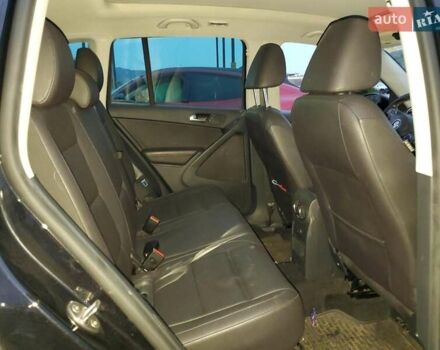 Чорний Фольксваген Тігуан, об'ємом двигуна 1.98 л та пробігом 105 тис. км за 1000 $, фото 9 на Automoto.ua