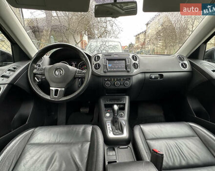 Чорний Фольксваген Тігуан, об'ємом двигуна 1.98 л та пробігом 160 тис. км за 13950 $, фото 86 на Automoto.ua