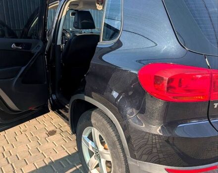 Чорний Фольксваген Тігуан, об'ємом двигуна 2 л та пробігом 139 тис. км за 13200 $, фото 3 на Automoto.ua