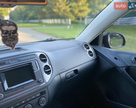 Чорний Фольксваген Тігуан, об'ємом двигуна 1.98 л та пробігом 124 тис. км за 13600 $, фото 29 на Automoto.ua