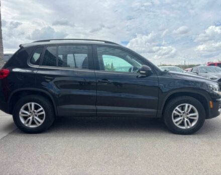 Черный Фольксваген Тигуан, объемом двигателя 2 л и пробегом 77 тыс. км за 3400 $, фото 2 на Automoto.ua