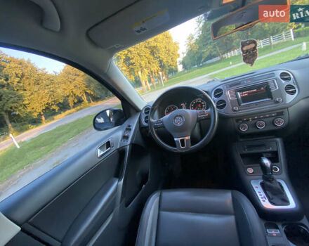 Чорний Фольксваген Тігуан, об'ємом двигуна 1.98 л та пробігом 124 тис. км за 13600 $, фото 19 на Automoto.ua