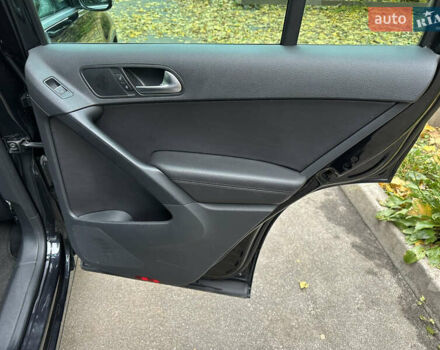 Черный Фольксваген Тигуан, объемом двигателя 1.98 л и пробегом 163 тыс. км за 14550 $, фото 24 на Automoto.ua